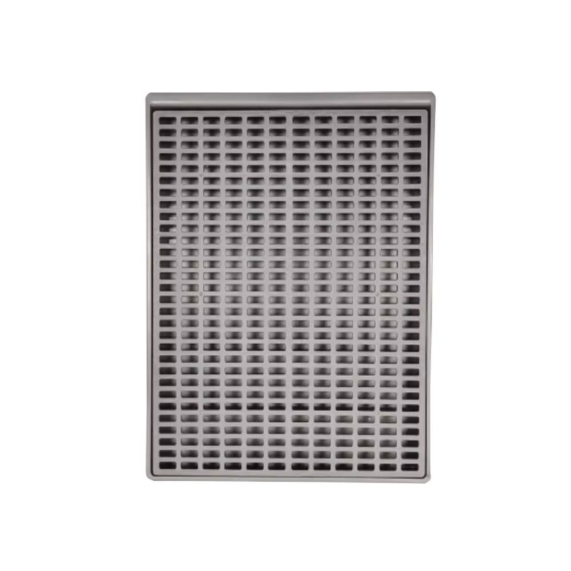 Yiber Pet Plastic Anti-Skid Pee Tray M – L58cm x B43cm x H2.8cm