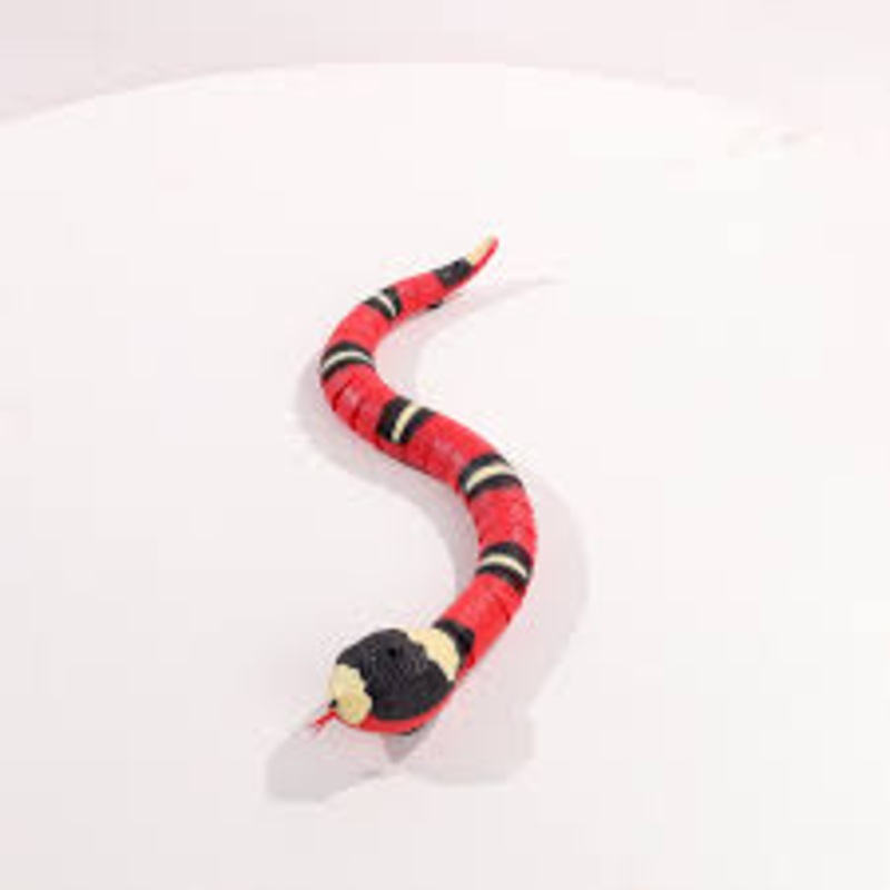 M-Pets Sneaky Snake Interactive Cat Toy